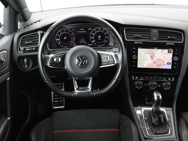 Volkswagen GOLF 2.0 TSI GTI Performance | Panoramadak | Adaptive Cruise | Stoelverwarming | Camera | Keyless | Virtual Cockpit | Carplay