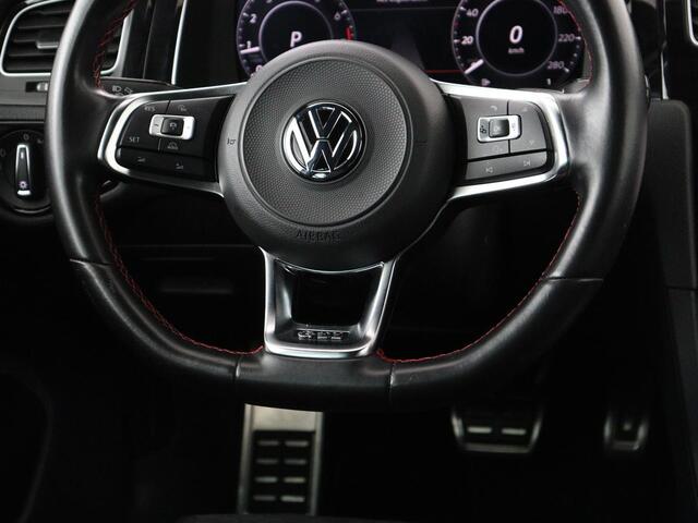 Volkswagen GOLF 2.0 TSI GTI Performance | Panoramadak | Adaptive Cruise | Stoelverwarming | Camera | Keyless | Virtual Cockpit | Carplay