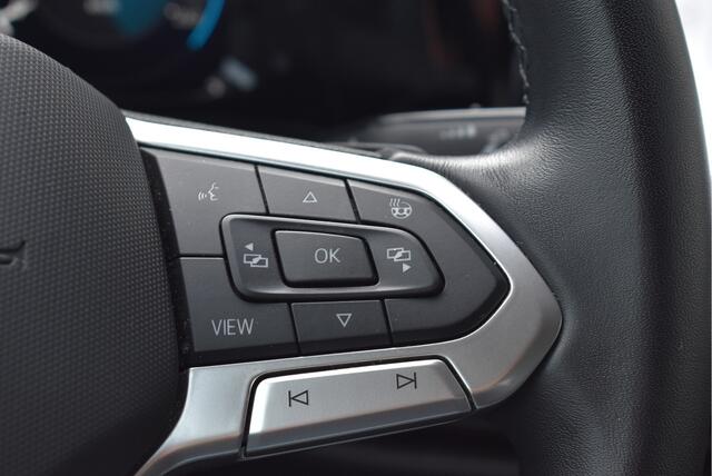 Volkswagen GOLF 1.0 eTSI Business Adaptive cruise, ErgoActive+memory, Stuur/Stoelverwarming, Carplay,