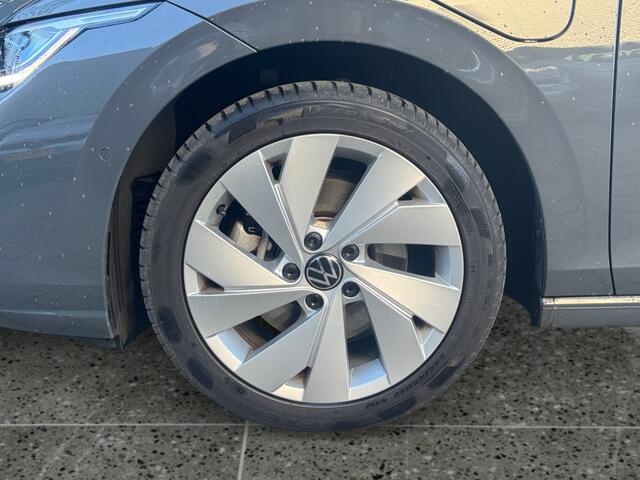 Volkswagen GOLF 1.5 204pk eHybrid Life Edition Parkeersensoren | Achteruitrijcamera | Stuurverwarming