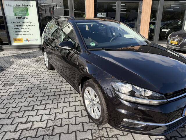 Volkswagen GOLF Variant 1.0 TSI Comfortline Trekhaak navigatie