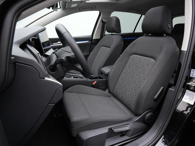 Volkswagen GOLF 1.5 eHybrid 204 pk Life Edition | Panoramadak | Stuur-/stoelverwarming | Achteruitrijcamera