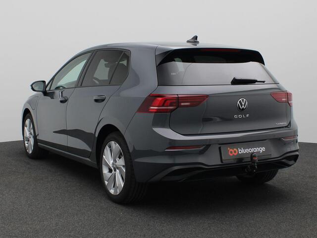 Volkswagen GOLF 1.5 eHybrid Life Edition 204PK DSG Trekhaak, Memorystoel, Ergo Active Stoelen, 17" LM Velgen, Keyless, Side Assist, Stoel-Stuurverwarming, Navi via Apple Carplay/Android Auto