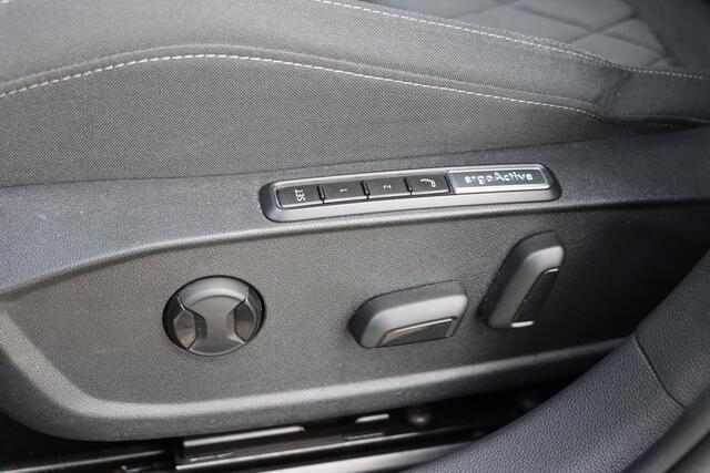 Volkswagen GOLF 1.4 eHybrid Style 204pk DSG6