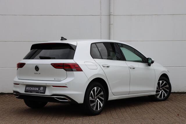 Volkswagen GOLF 1.4 eHybrid Style 204pk DSG6