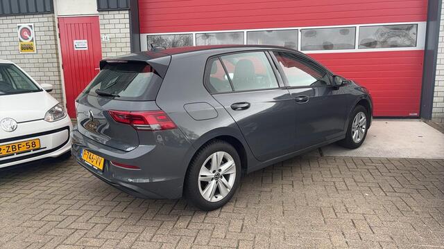 Volkswagen GOLF 1.0 TSI Life FULL LED / SFEER VERLICHTING / CARPLAY / NAVI / CLIMA / PDC / BLUETOOTH / ACC / NL-AUTO