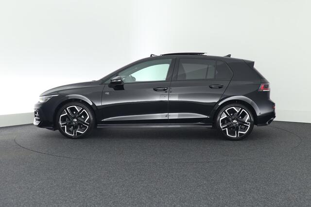 Volkswagen GOLF 1.5 eTSI 150pk DSG R-Line Edition Camera Panoramadak Keyless Virtual Cockpit Navigatie