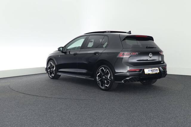 Volkswagen GOLF 1.5 eTSI 150pk DSG R-Line Edition Camera Panoramadak Keyless Virtual Cockpit Navigatie