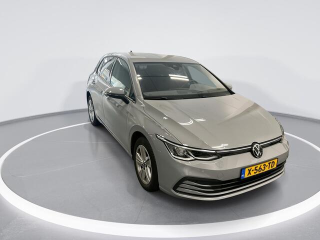 Volkswagen GOLF 1.0 eTSI 110pk DSG Life · Camera · Apple/Android Car Play · Navigatie · P-Sensoren · Sfeerverlichting · 16'' Inch · Garantie t/m 06-02-2028 of 100.000km