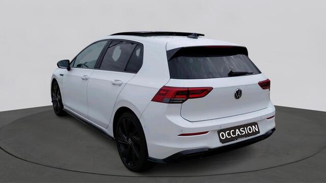Volkswagen GOLF 1.5 eTSI R-Line Business | Black Style | Panoramadak | 18" |