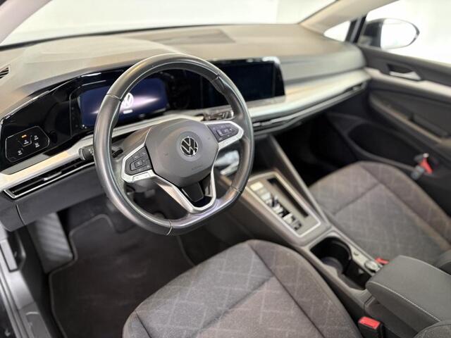 Volkswagen GOLF 1.0 eTSI Life - Apple Carplay/Android Auto