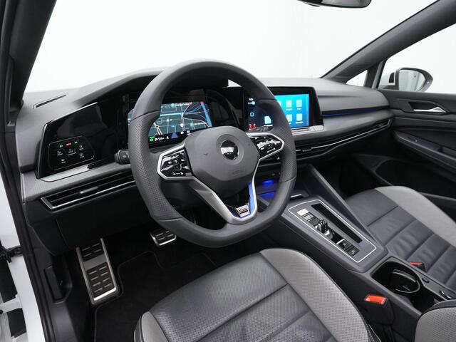 Volkswagen GOLF 1.4 eHybrid 245 pk GTE | Panoramadak | Trekhaak | Leder | Adaptief onderstel | Geheugen-/ventilatiestoel | Head-up display | IQ Light