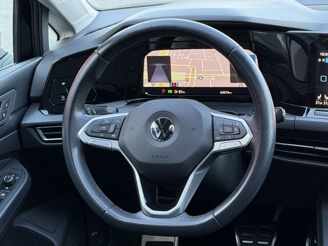 Volkswagen GOLF 1.5 eTSI 1.5 eTSI 150pk Pano Navi ACC Sfeerverlichting