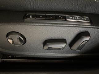 volkswagen-golf-1.4-ehybrid-style-c