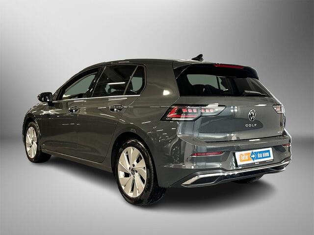 Volkswagen GOLF 1.5 150pk eTSI Life Edition Navigatie 'Discover' | ergoActive bestuurdersstoel | Dodehoeksensoren