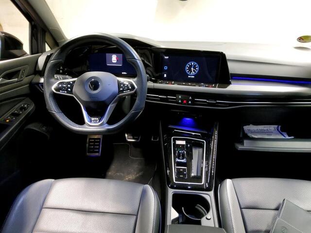 Volkswagen GOLF GTE 1.4 eHybrid 245PK | Vol Leer | Stoel Ventilatie | IQ Light Matrix LED | Memory | Klasse 3 | 18"Inch | Getint Glas |