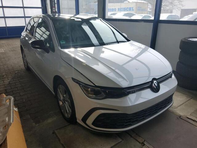 Volkswagen GOLF GTE 245PK | Full Options | Panodak | Leer | Head-up | IQ Light | Keyless | Camera | DCC | Black Style | Memory | | Stoel Ventilatie | 18"Inch |