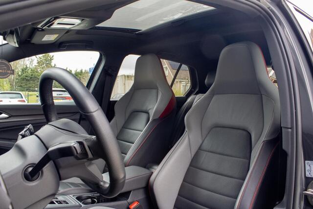 Volkswagen GOLF 2.0 TSI GTI Pano Memory IQ Lights Harman Kardon