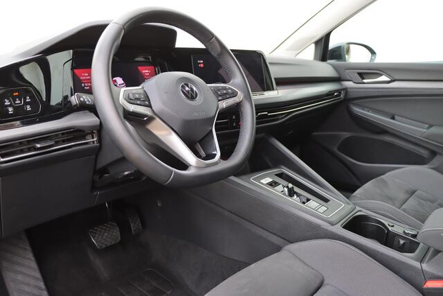 Volkswagen GOLF 1.4 eHybrid Style 204pk DSG6 | IQ.Light | Stoel- en Stuurverwarming | Carplay