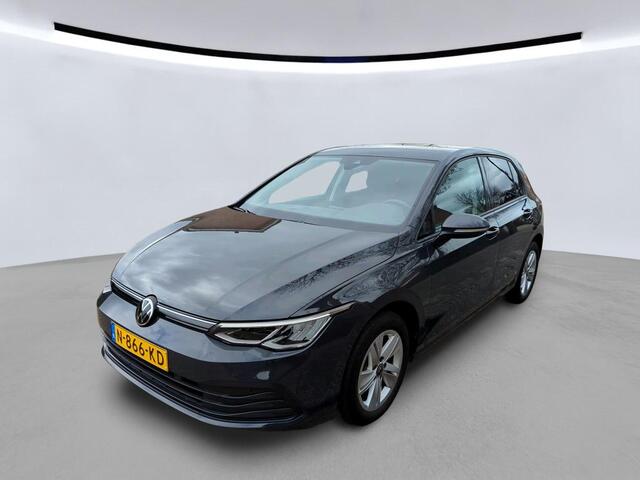 Volkswagen GOLF 1.0 TSI Life Multimedia Trekhaak / Digital cockpit / PDC / App-connect / Apple carplay / LED verlichting / Navigatie