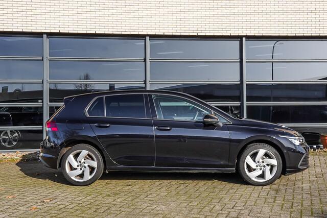 Volkswagen GOLF 1.5 TSI Life Business NL-auto|Alcantara bekl.|Zuinig|