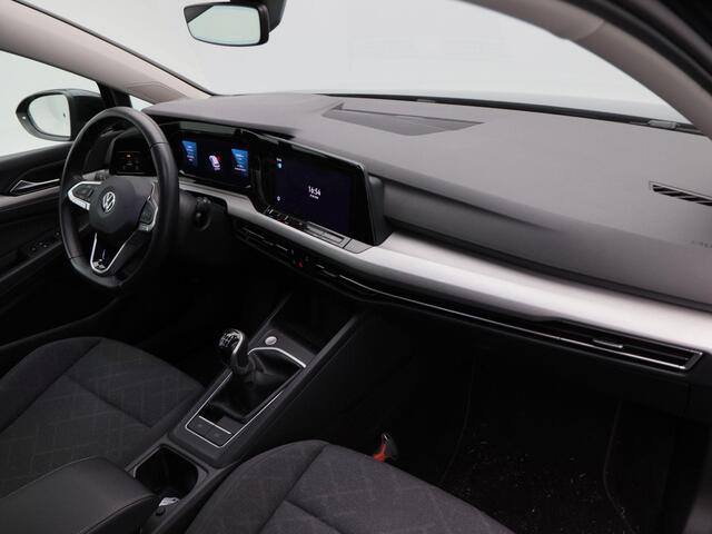 Volkswagen GOLF Variant 1.0 TSi 110 Pk Life Parkeersensoren | Carplay | Climatronic | Adaptive Cruise | Trekhaak | 16 Inch | 52.305 Km !!