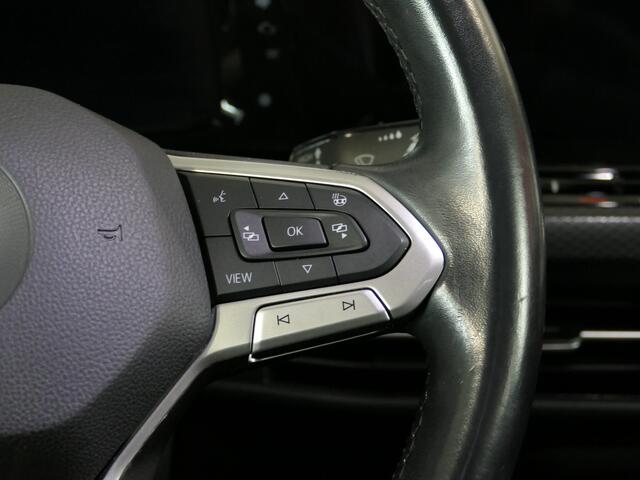 Volkswagen GOLF 1.5 TSI Style - Stoel+ stuurverwarming - Trekhaak - Navi - Apple carplay/ Android auto