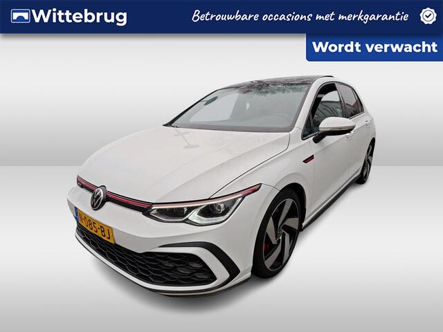 Volkswagen GOLF 2.0 TSI GTI / AUTOMAAT/ 245 PK/ PANO/ CAMERA/ PARK. SENSOREN/ IQ. LIGHT/ VIRTUAL COCKPIT/ STOELVERWARM./ ADAPT. CRUISE/ NAVI/ CLIMA/ 18" LMV