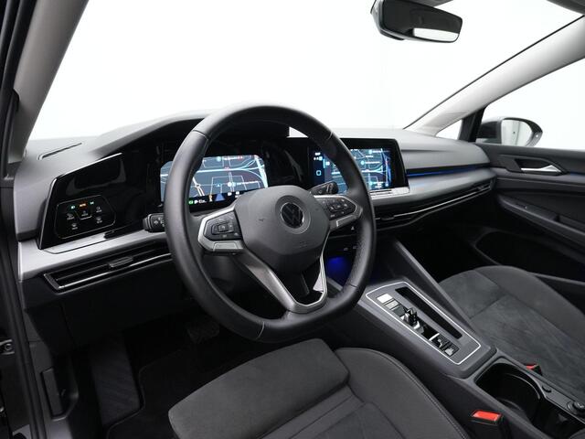 Volkswagen GOLF 1.4 eHybrid 204 pk Style | Geheugen-/massagestoel | Stuur-/stoelverwarming | Achteruitrijcamera | Adaptive Cruise
