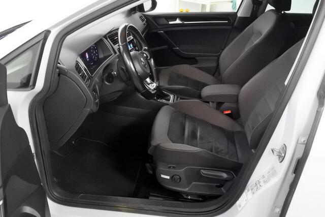 Volkswagen GOLF 1.0 TSi DSG High-L Bns R Panorama