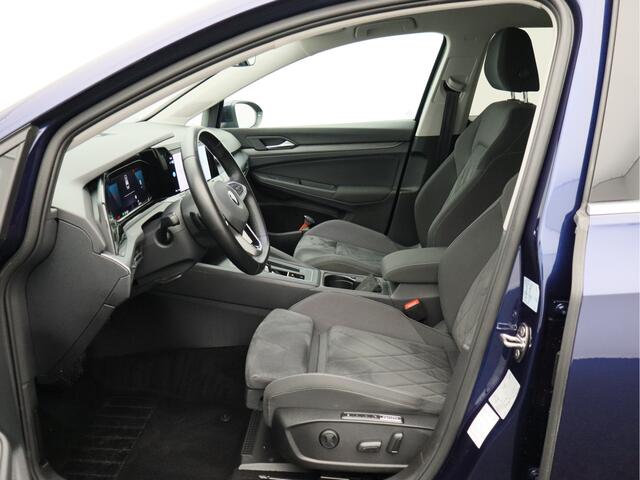 Volkswagen GOLF Variant 1.5 eTSI Style/ automaat/ lage km/ trekhaak!