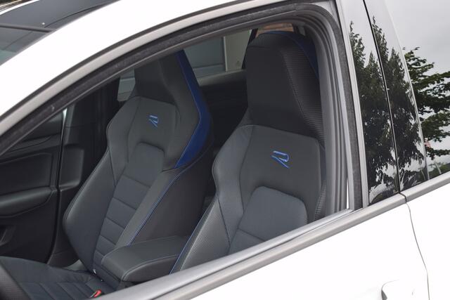 Volkswagen GOLF R Performance 2.0 TSI 333pk 4-Motion | Origineel NL | Akrapovic