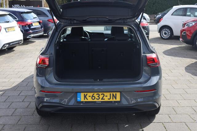 Volkswagen GOLF 1.0 eTSI AUTOMAAT | NAVI | CLIMA | 18 INCH