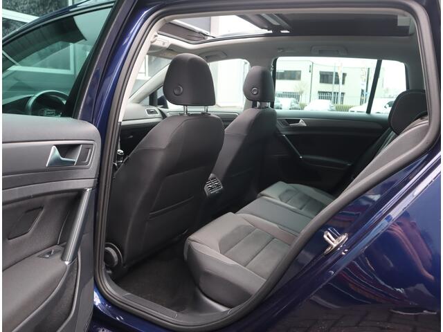 Volkswagen GOLF Variant 1.5 TSI Comfortline Business Navi / Pano / ACC / Trekhaak BTW Auto