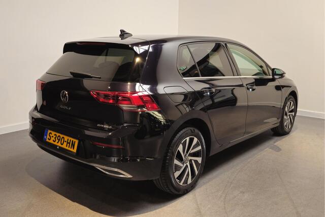 Volkswagen GOLF 1.4 eHybrid Style - Stoel/Stuurverwarming - Massagefunctie - Adaptive Cruise - Apple Carplay/Android auto Geheugenfunctie stoel/spiegels - Virtual Cockpit