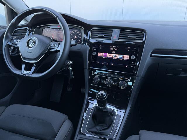 Volkswagen GOLF 1.0 TSI Highline R-line/Apple Carplay/17inch.