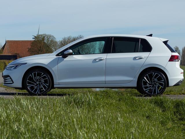 Volkswagen GOLF 1.5 TSI Life LED 18" ACC Lane assist