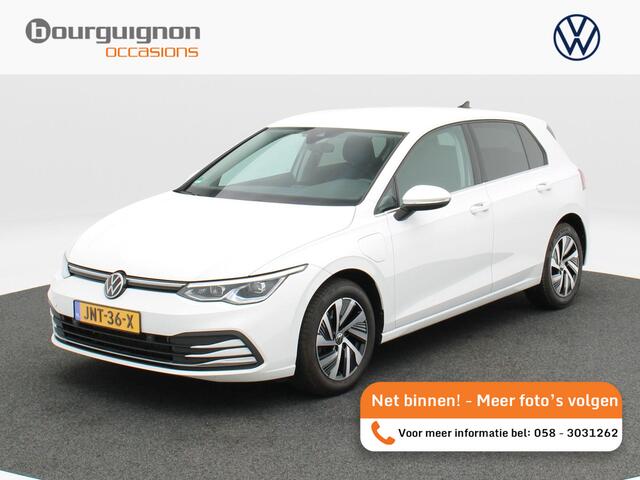 Volkswagen GOLF 1.4 eHybrid 204 Pk Automaat Style | Parkeersensoren | Climatronic | Adaptive Cruise | Stoelverwarming | CarPlay | 16 Inch | 79.772 Km !!
