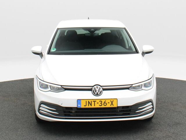 Volkswagen GOLF 1.4 eHybrid 204 Pk Automaat Style | Parkeersensoren | Climatronic | Adaptive Cruise | Stoelverwarming | CarPlay | 16 Inch | 79.772 Km !!