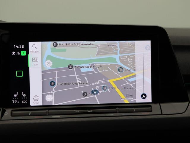 Volkswagen GOLF 1.4 eHybrid 204 Pk Automaat Style | Parkeersensoren | Climatronic | Adaptive Cruise | Stoelverwarming | CarPlay | 16 Inch | 79.772 Km !!