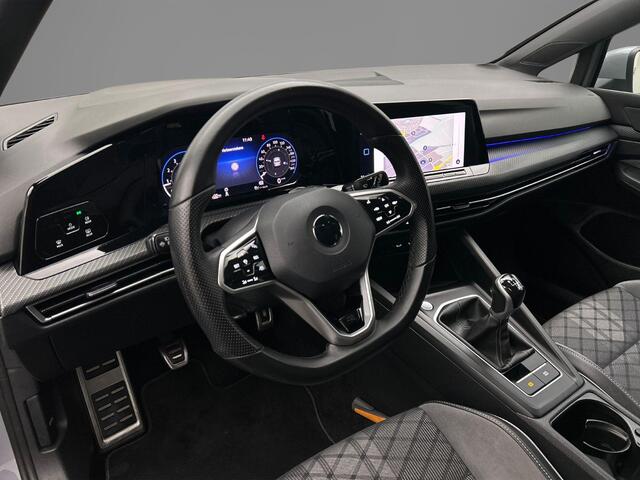 Volkswagen GOLF Variant R-Line 1.5 TSI 130pk Trekhaak, Panoramadak, Adaptive cruise control, Achteruitrijcamera, Navigatie, LED koplampen, Parkeersensoren, App connect