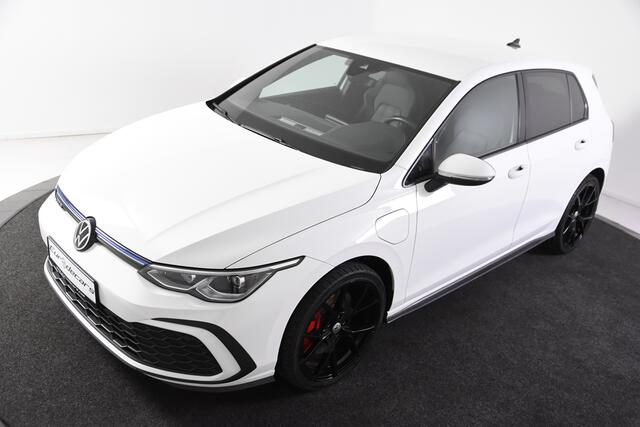 Volkswagen GOLF 1.4 eHybrid GTE *Navigatie*Sport*Trekhaak*