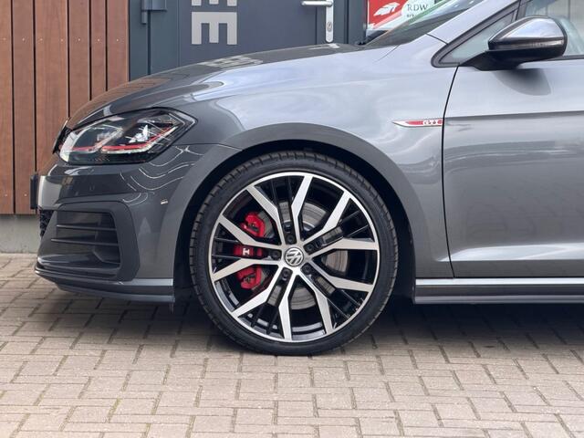 Volkswagen GOLF 2.0 TSI GTI DSG Pano Camera Carplay