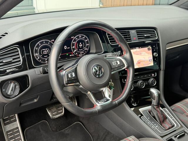 Volkswagen GOLF 2.0 TSI GTI DSG Pano Camera Carplay