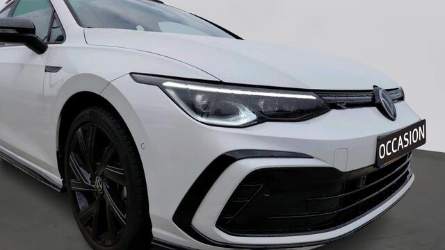 Volkswagen GOLF 1.5 eTSI R-Line Business | Black Style | Panoramadak | 18" |