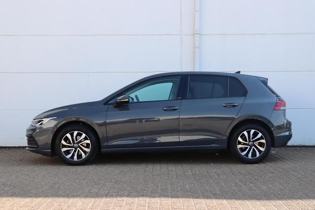 Volkswagen GOLF 1.0 TSI Life Business | Carplay | Sensoren | Stoelverwarming