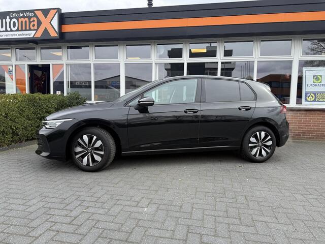 Volkswagen GOLF 1.5 eTSI Oranje Edition Carplay - Stuur en Stoelverwarming - Full Options -