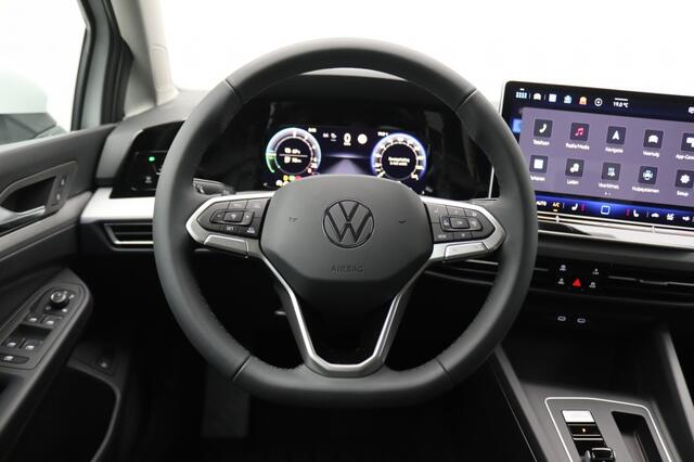 Volkswagen GOLF 1.5 eHybrid Life Edition 204PK DSG Navi via Apple Carplay/Androi