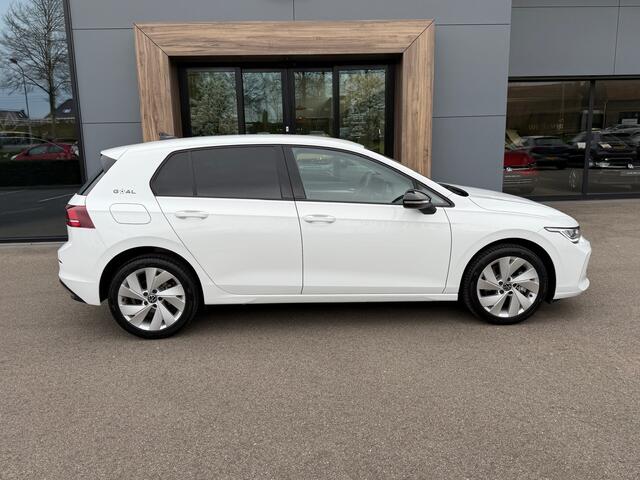 Volkswagen GOLF 1.5 eHybrid GOAL | Camera | Head-Up | Dode hoek | Carplay | Rijklaar incl. garantie