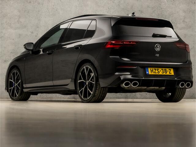 Volkswagen GOLF 2.0 TSI R 4Motion 320Pk Automaat (SCHUIFDAK, STOELVERWARMING/KOELING, LEDER, MEMORY SEATS, CAMERA, STUURWIEL VERWARMD, IQ LIGHT, APPLE CARPLAY, KEYLESS, SFEERVERLICHTING, NIEUWSTAAT)